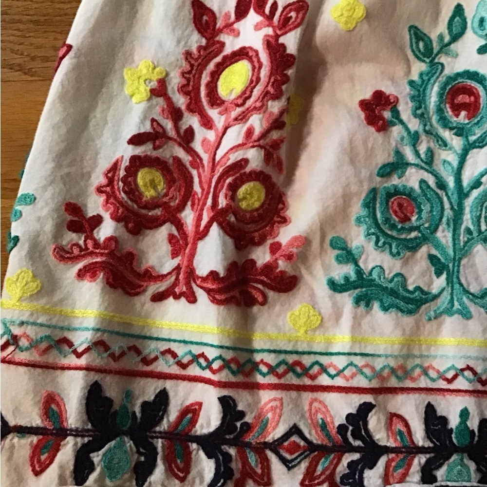 Embroided Blouse size large - Picture 4 of 7